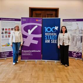Wanderausstellung zum Frauenwahlrecht wird in Neusiedl am See gezeigt.