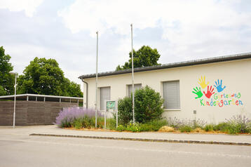 Aussenansicht des Kindergartens Gartenweg.