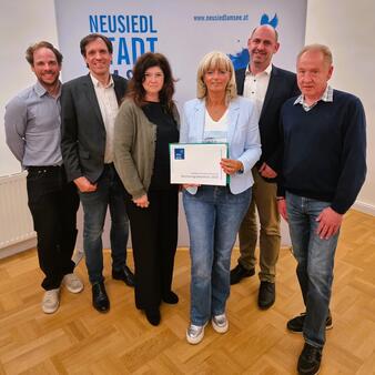 Im Bild: Gemeinderat Patrick Oberroither, Gemeinderat Rainer Fussenegger, Vizebürgermeisterin Sabine Nyikos, Bürgermeisterin LAbg. Elisabeth Böhm, Vizebürgermeister Stefan Wögerer und Gemeinderat Josef Brandlhofer.