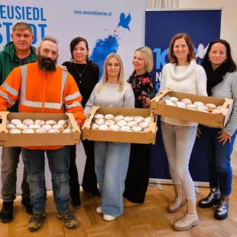 Krapfen für den guten Zweck: Stadtgemeinde zeigt soziales Engagement